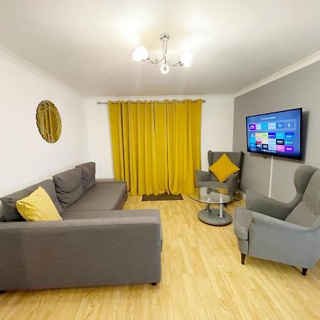Villa Cozy Nights Svp Detached House Glasgow Esterno foto